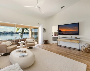 2730 Sailors Way - Photo Thumbnail 6