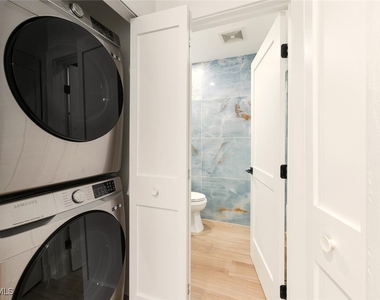 2730 Sailors Way - Photo Thumbnail 30