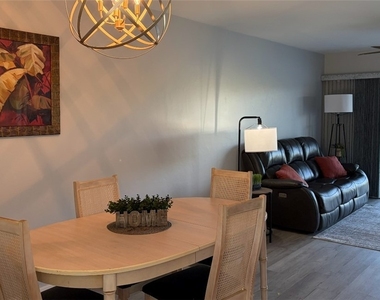 1315 Mainsail Drive - Photo Thumbnail 4