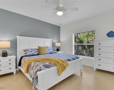 9165 Celeste Drive - Photo Thumbnail 11