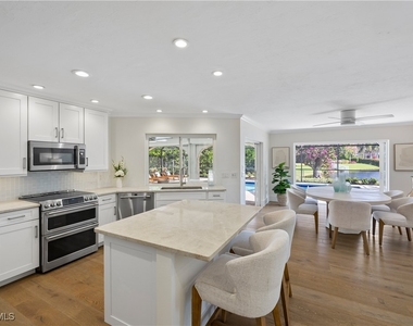 4916 Crayton Road - Photo Thumbnail 15