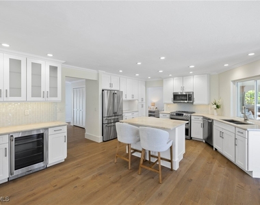 4916 Crayton Road - Photo Thumbnail 14