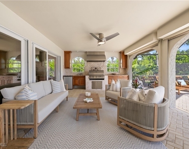 4916 Crayton Road - Photo Thumbnail 4