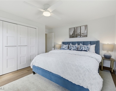 4916 Crayton Road - Photo Thumbnail 26