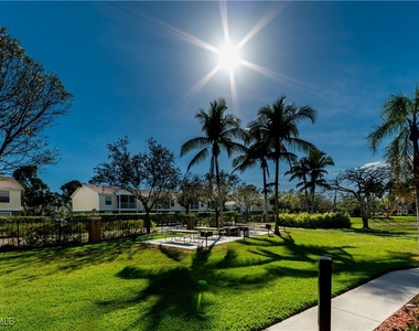 1230 Wildwood Lakes Boulevard - Photo Thumbnail 4