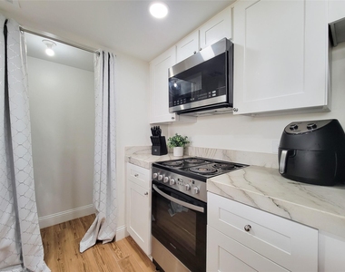 3525 Sage Road - Photo Thumbnail 38