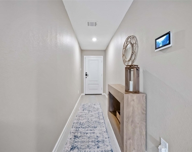 3331 Aspen Stream Drive - Photo Thumbnail 2