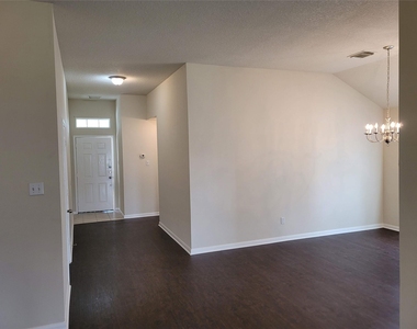 3906 Teal Run Meadows Drive - Photo Thumbnail 6