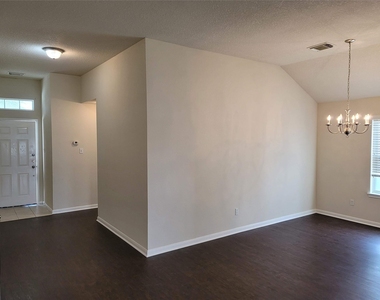 3906 Teal Run Meadows Drive - Photo Thumbnail 5