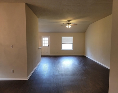 3906 Teal Run Meadows Drive - Photo Thumbnail 7