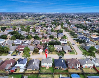 6411 Bright Falls Lane - Photo Thumbnail 20