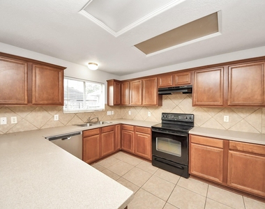 6411 Bright Falls Lane - Photo Thumbnail 7