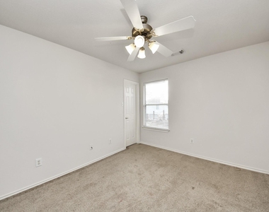 6411 Bright Falls Lane - Photo Thumbnail 15