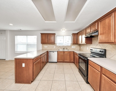 6411 Bright Falls Lane - Photo Thumbnail 8