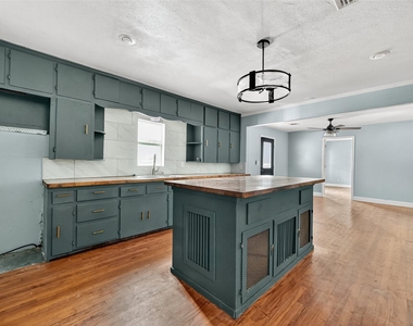 6434 Boothline Road - Photo Thumbnail 8