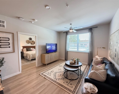 1610 Campbell Rd - Photo Thumbnail 2