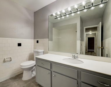 9006 Stone Brook Lane - Photo Thumbnail 6