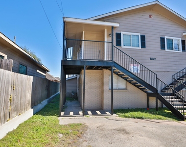 8127 Colonial Lane - Photo Thumbnail 23