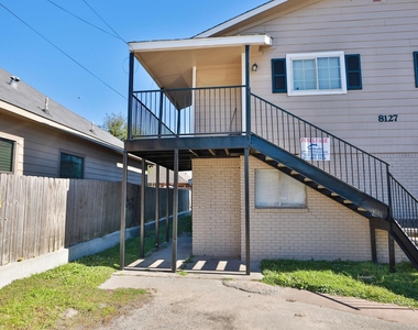 8127 Colonial Lane - Photo Thumbnail 22