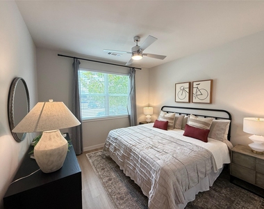 1610 Campbell Rd - Photo Thumbnail 3
