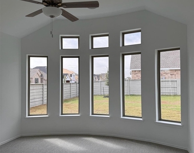 4918 Mango Park Lane - Photo Thumbnail 19