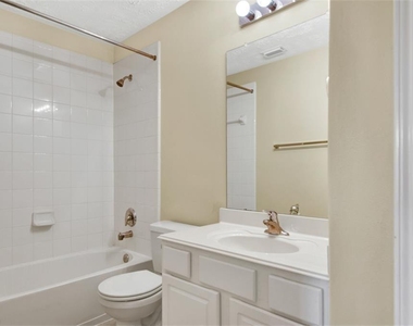 26011 N Lakefair Drive - Photo Thumbnail 25