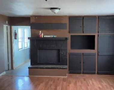 18397 Deer Glen West Drive - Photo Thumbnail 23