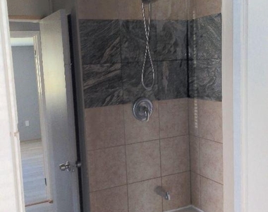 18397 Deer Glen West Drive - Photo Thumbnail 6