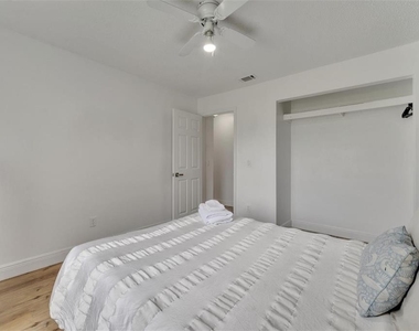 153 Sandalwood Drive - Photo Thumbnail 18