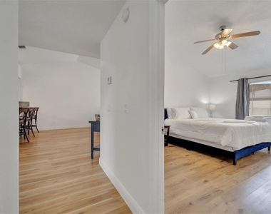 153 Sandalwood Drive - Photo Thumbnail 13