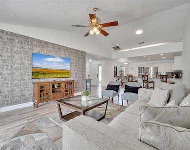 153 Sandalwood Drive - Photo Thumbnail 8