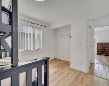 153 Sandalwood Drive - Photo Thumbnail 20