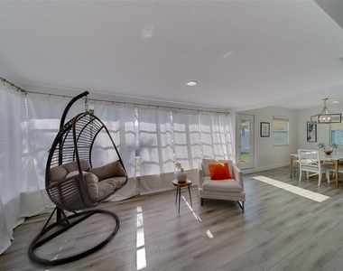 2109 Bayshore Drive - Photo Thumbnail 8