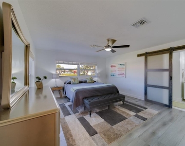 2109 Bayshore Drive - Photo Thumbnail 16