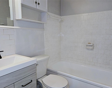 6801 48th Avenue N - Photo Thumbnail 15