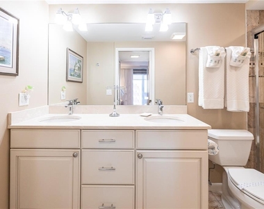 1055 W Peppertree Drive - Photo Thumbnail 17