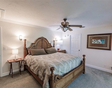 1207 E Peppertree Drive - Photo Thumbnail 16