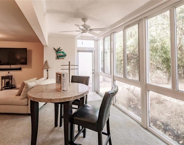 1207 E Peppertree Drive - Photo Thumbnail 7