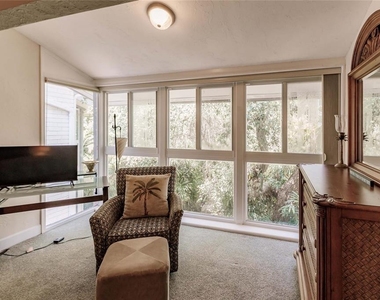 1207 E Peppertree Drive - Photo Thumbnail 18