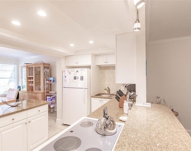 1207 E Peppertree Drive - Photo Thumbnail 13