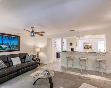 1205 E Peppertree Drive - Photo Thumbnail 8