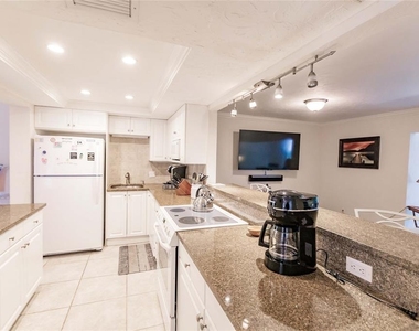 1205 E Peppertree Drive - Photo Thumbnail 14