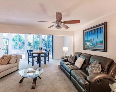 1205 E Peppertree Drive - Photo Thumbnail 4