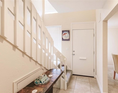 1205 E Peppertree Drive - Photo Thumbnail 2