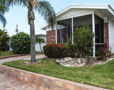 6020 Midnight Pass Road - Photo Thumbnail 7