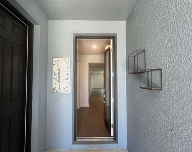 11701 Language Way - Photo Thumbnail 3