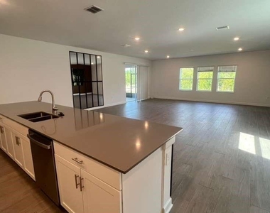 11701 Language Way - Photo Thumbnail 7