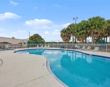 3158 Sun Lake Court - Photo Thumbnail 18