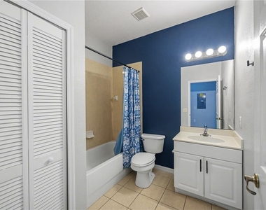 3158 Sun Lake Court - Photo Thumbnail 13