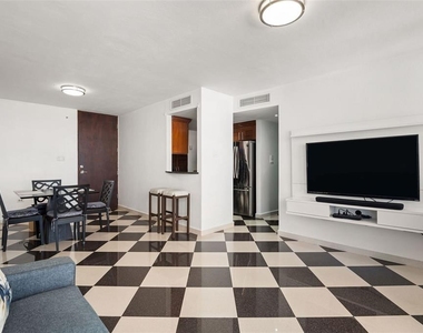 3205 Isla Verde Ave - Photo Thumbnail 15